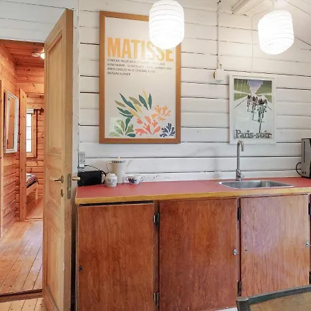 5 Person In Vejby-by Traum