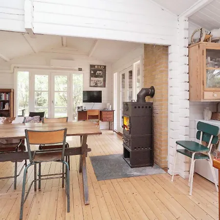 Дом отдыха 5 Person In Vejby-by Traum *