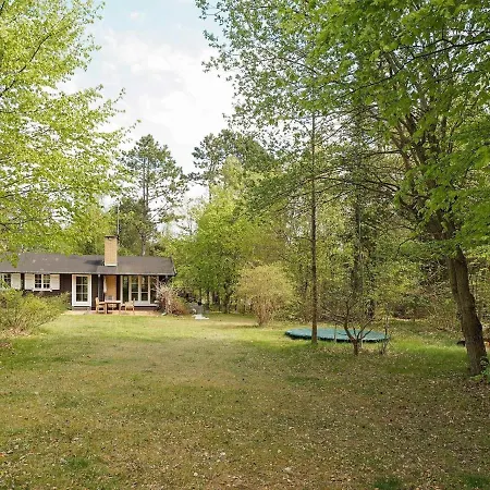 5 Person In Vejby-by Traum *