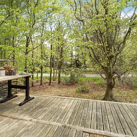 5 Person In Vejby-by Traum