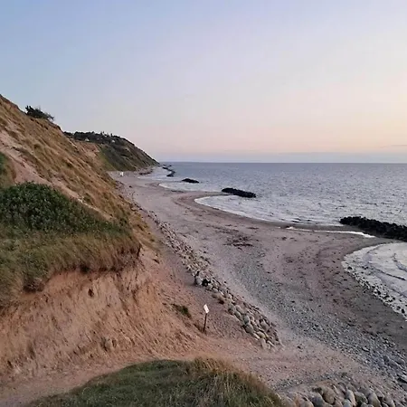 Дом отдыха 5 Person In Vejby-by Traum *